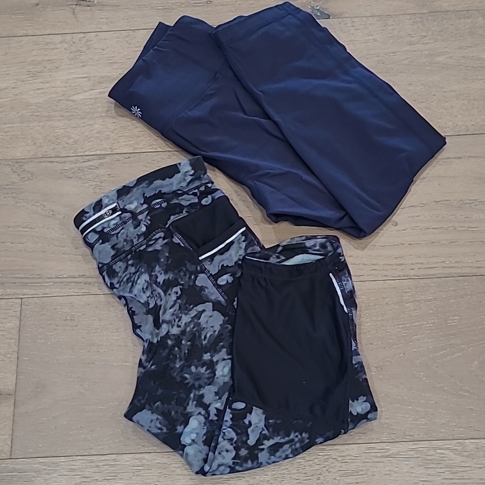 Athleta Set of 2 Navy Blue Capri/Black Cloud Capri Active Leggings Women's Small